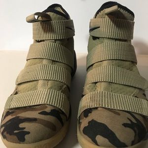Camo Nike lebrons